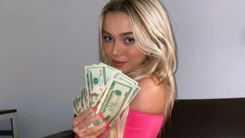 Karlyn pickens nil deal worth
